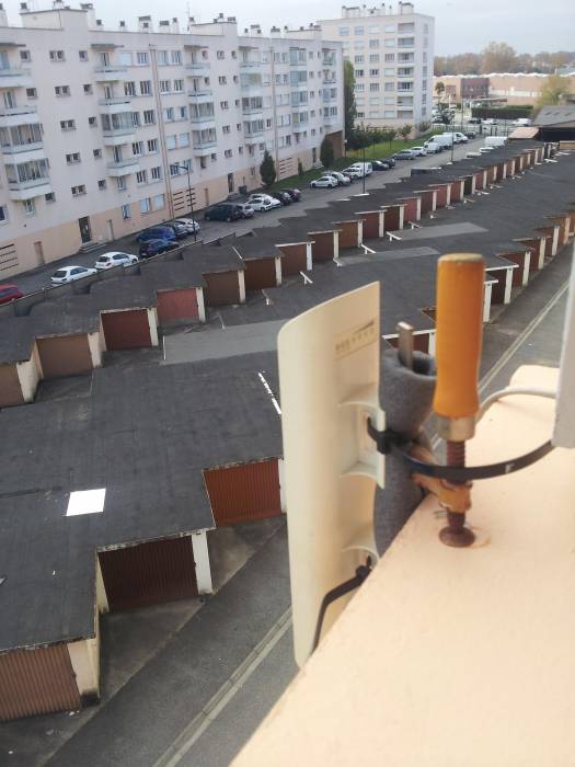 tricou10antennefenetrer.jpg tricou10antennefenetrer.jpg